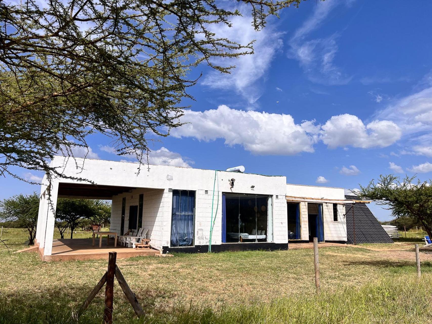 Amboseli Glass House Oloitokitok Extérieur photo